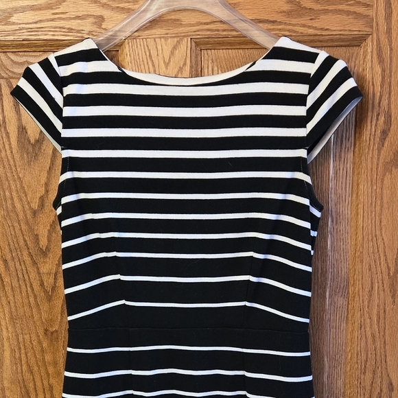 LOFT by Ann Taylor Midi Striped Dress 💲BUNDLE AND SAVE BIG💲 - Picture 2 of 4